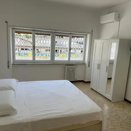 Pensión Evening Star Roma