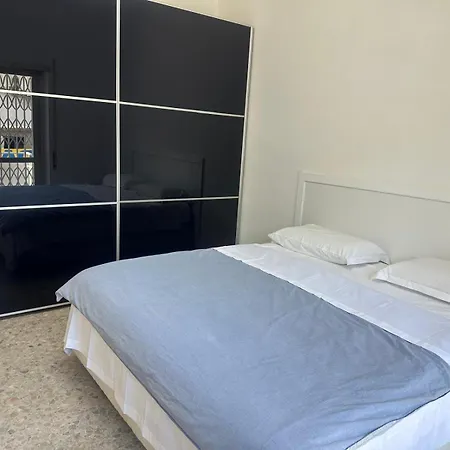 Evening Star Konukevi 2*